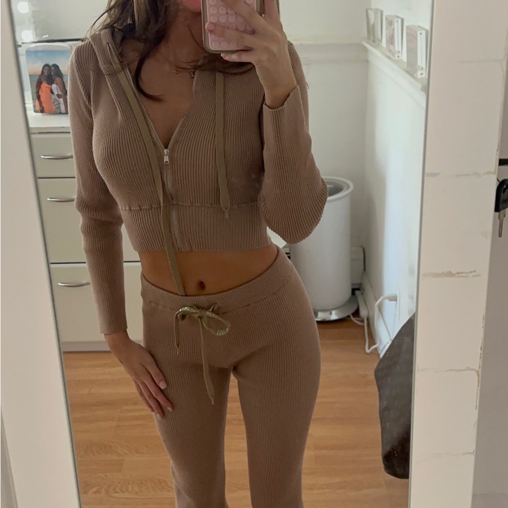 Brown Knit Set - image 2